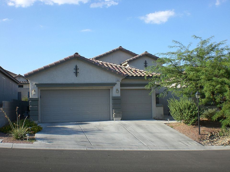 3.5 car garage