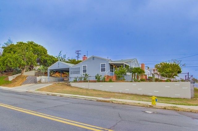 1st image of 2203 Flintridge Dr