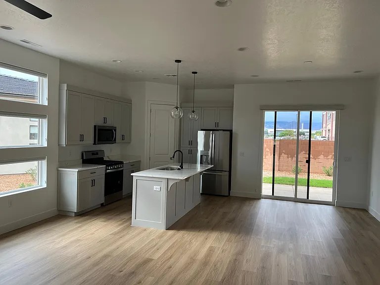 2907 E Snowberry Dr — Photo 22