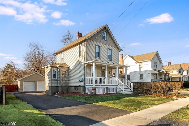 1st image of 77 Stevens Ave