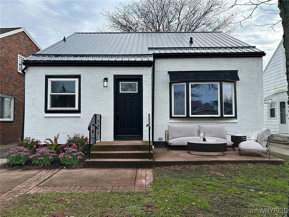 1st image of 45 Louvaine Dr