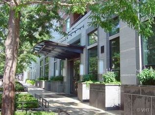 270 E Pearson St APT 203, Chicago, IL 60611