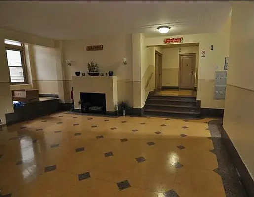 Rented by Voro, LLC | media 11