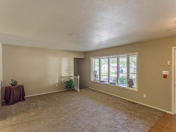 3rd image of 6372 Wicklow Cir W