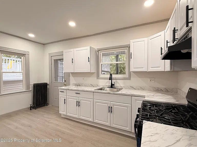 1220 Dartmouth St #L — Photo 5