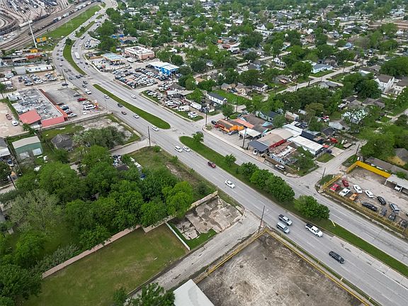 4th image of 0 Tremper St