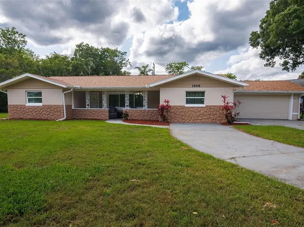 1868 Pine Tree Dr, Edgewater, FL 32141
