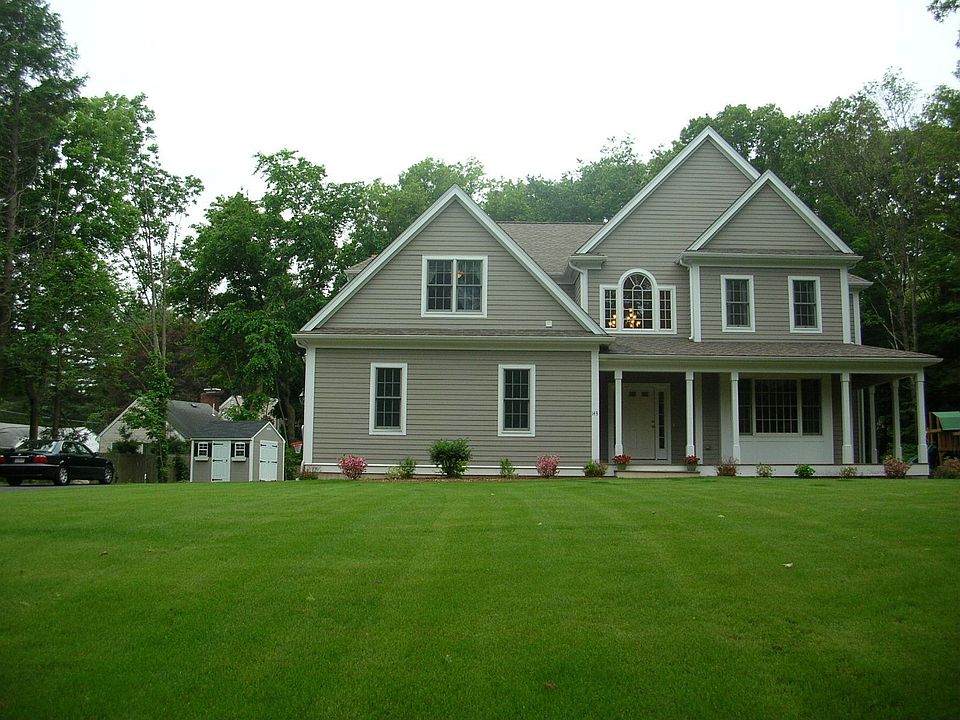 BEAUTIFUL SETBACK-GREAT PLAY YARD IN REAR--1.1 ACRE                           