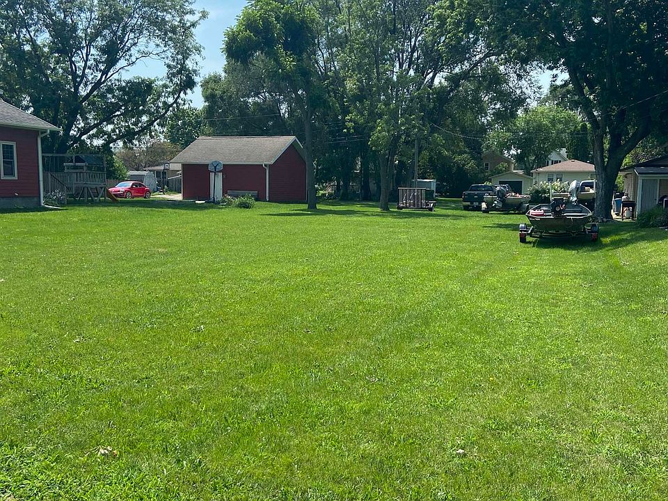 2nd image of 0 S Dousman St