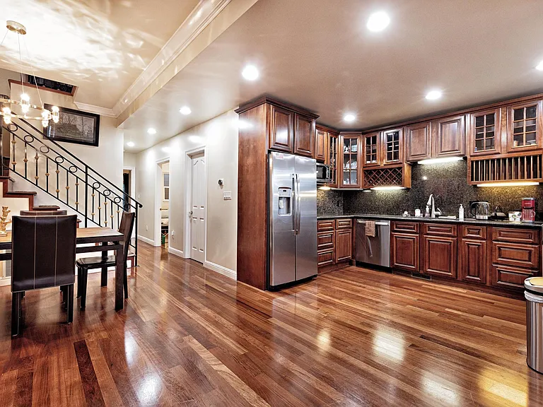 1737 Clement St — Photo 19
