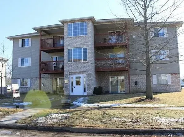 415 Kimberlite St, Tiffin, IA 52340