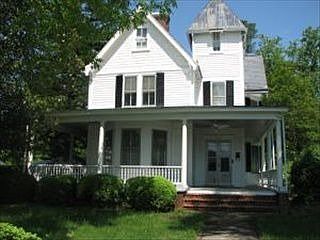 1st image of 719 Longwood Ave
