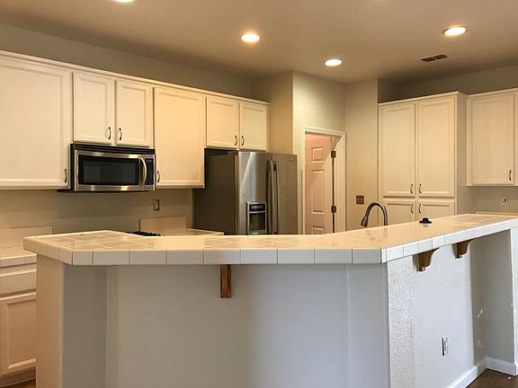 4th image of 2220 Caravaggio Dr