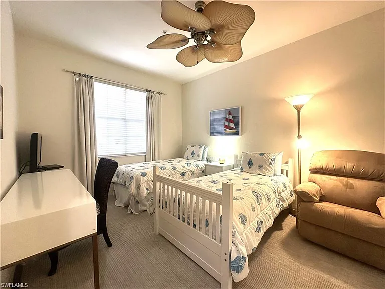1570 Winding Oaks Way #201 — Photo 30