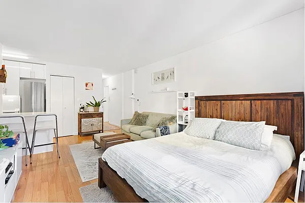 Rented by Douglas Elliman | media 2