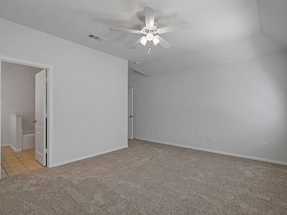 3rd image of 440 Bentson Dr