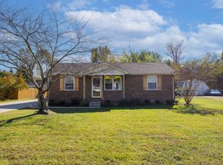 2342 Willow Dr, Murfreesboro, TN 37127