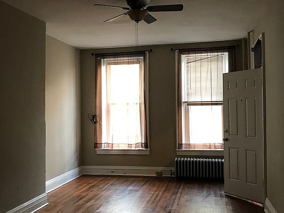 2nd image of 38 E Franklin St APT 2