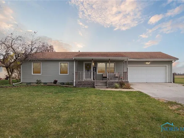 95 S River Bend Rd, Port Clinton, OH 43452