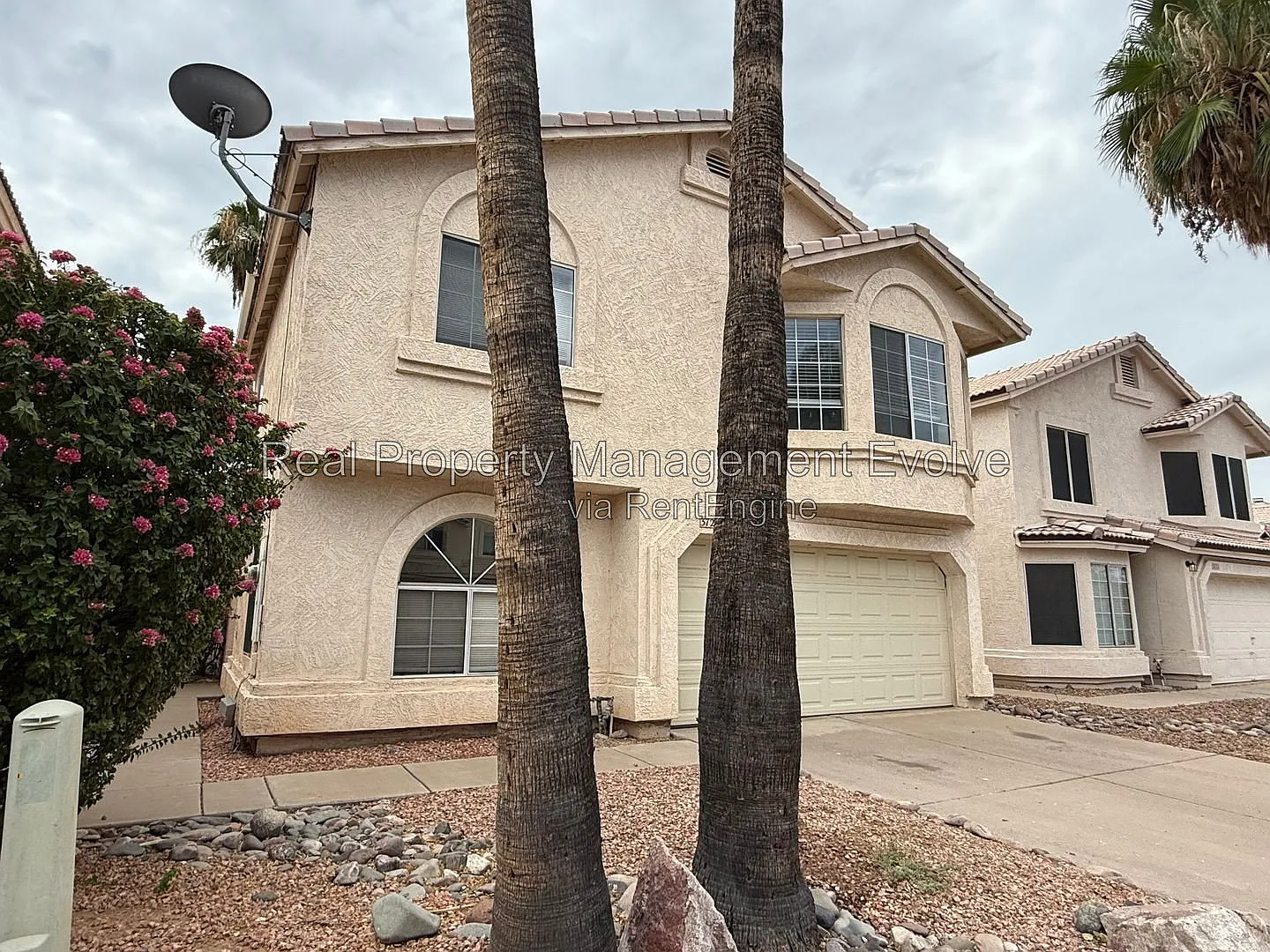 3 bed, 2.0 bath, 1454 sqft, $2,200 — Photo 3