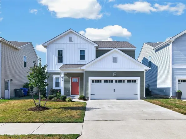 214 Veterans Ct, Suffolk, VA 23434