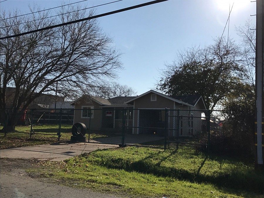 2nd image of 3432 I St