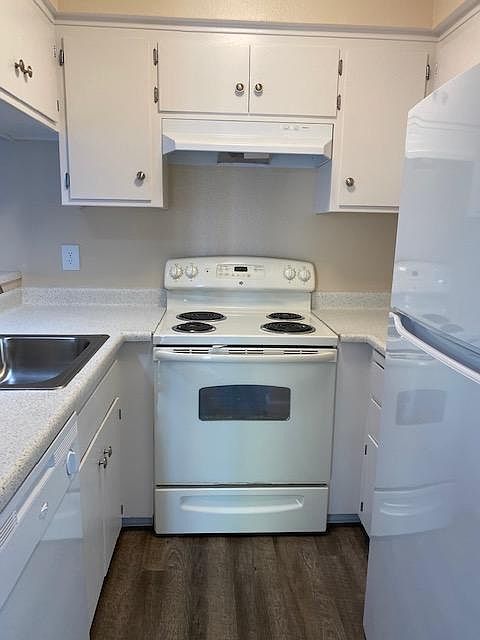 1st image of 5440 Marconi Ave APT 5