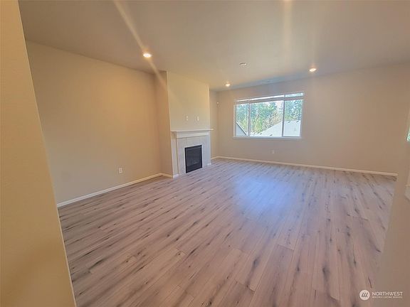5th image of 4284 Acacia Lane SE #26