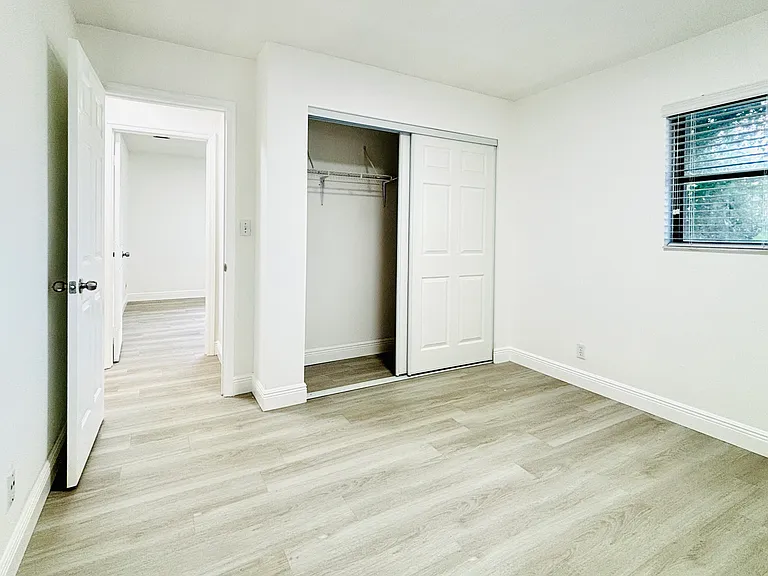 1st bedroom