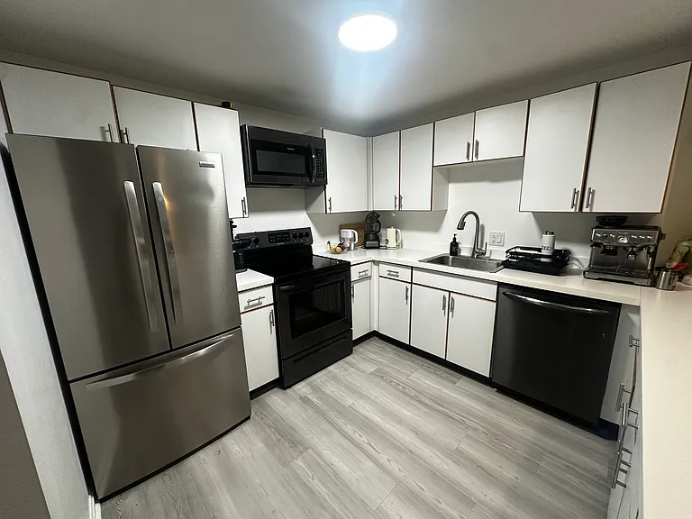 155 George Washington Blvd #607 — Photo 5