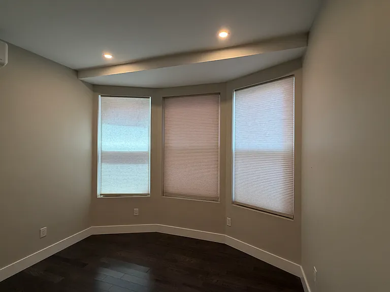 4707 Chester Ave #2 — Photo 6