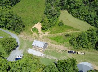 3189 Sherm Mountain Rd, Sneedville, TN 37869