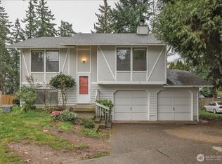 30312 29th Ct S, Federal Way, WA 98003