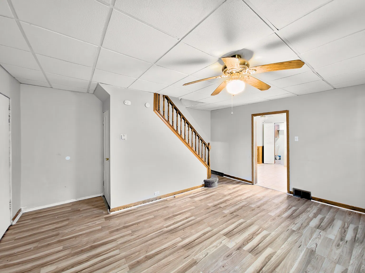 2 bed, 1200 sqft, $950 — Photo 4