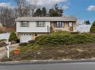 1004 Dressel Rd, Allison Park, PA 15101