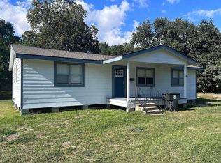 5149 32nd St, Groves, TX 77619
