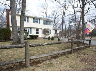 16 Mathurin Rd, Plainville, MA 02762