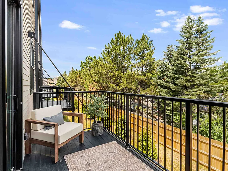 The Henry at Harms Woods - Luxury Townhomes — Photo 22