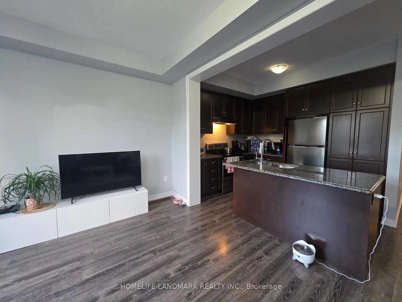 3 bed, $3,500 — Photo 3