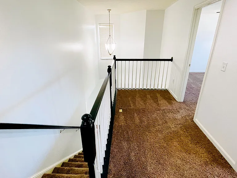 Carberry Dr — Photo 16