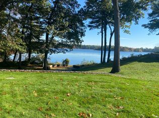 58 Locksley Rd #58, Lynnfield, MA 01940