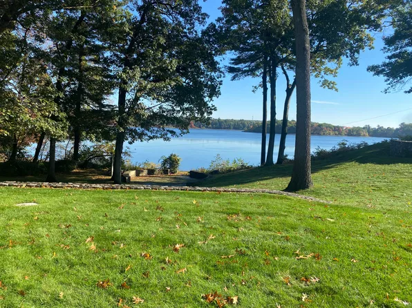 58 Locksley Rd #58, Lynnfield, MA 01940