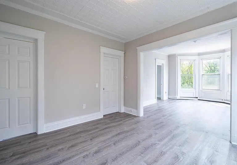 2433 Broadway #2 — Photo 9