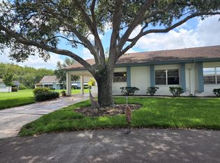 2011 Hadrian Ct, Sun City Center, FL 33573