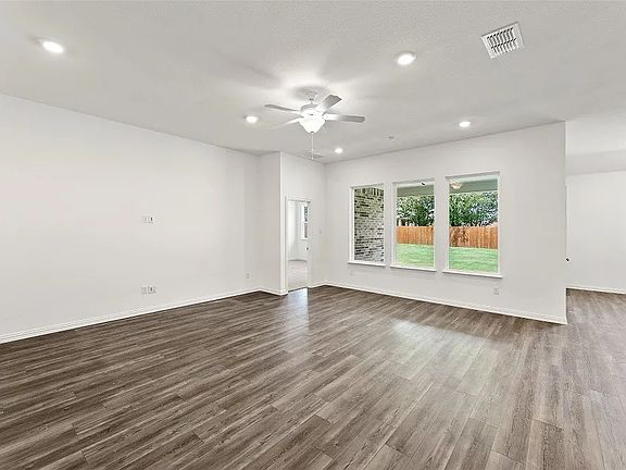 5th image of 1632 Pavin Ln