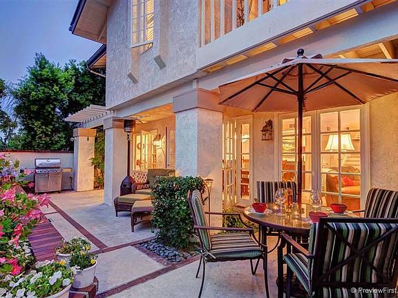 Back Patio with Malibu lights & gas BBQ hookup