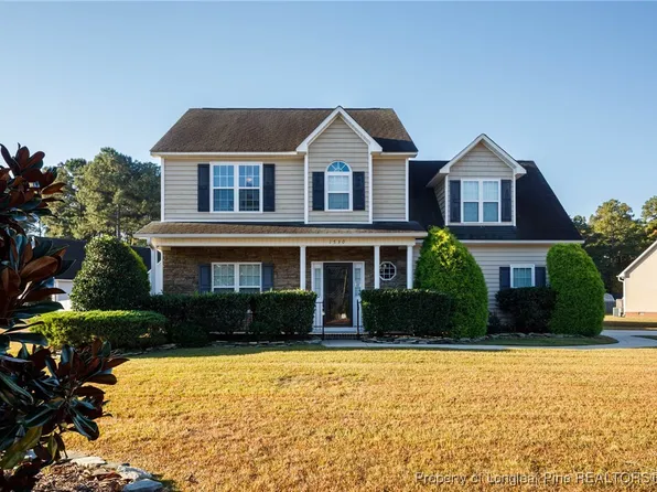 1530 Gray Hill Ct, Hope Mills, NC 28348