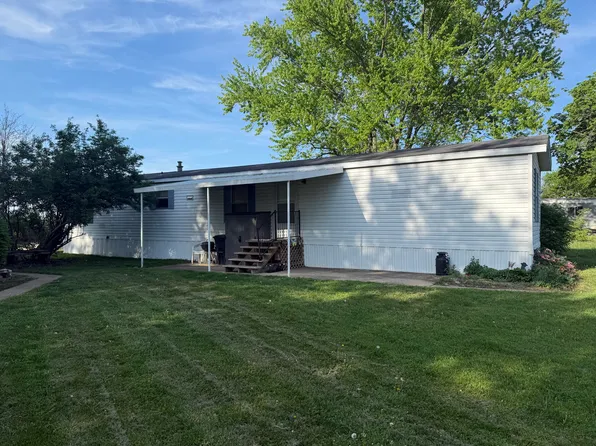 88 Willowwood Cir, Urbana, OH 43078