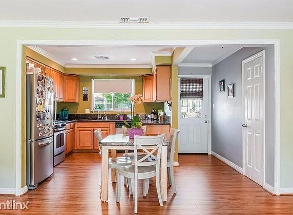 2845c801b20e90668318b989e3a8a391l-m7xd-w640_h480_q80