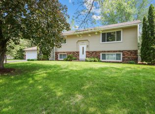 6465 Rice Ct, Lino Lakes, MN 55014